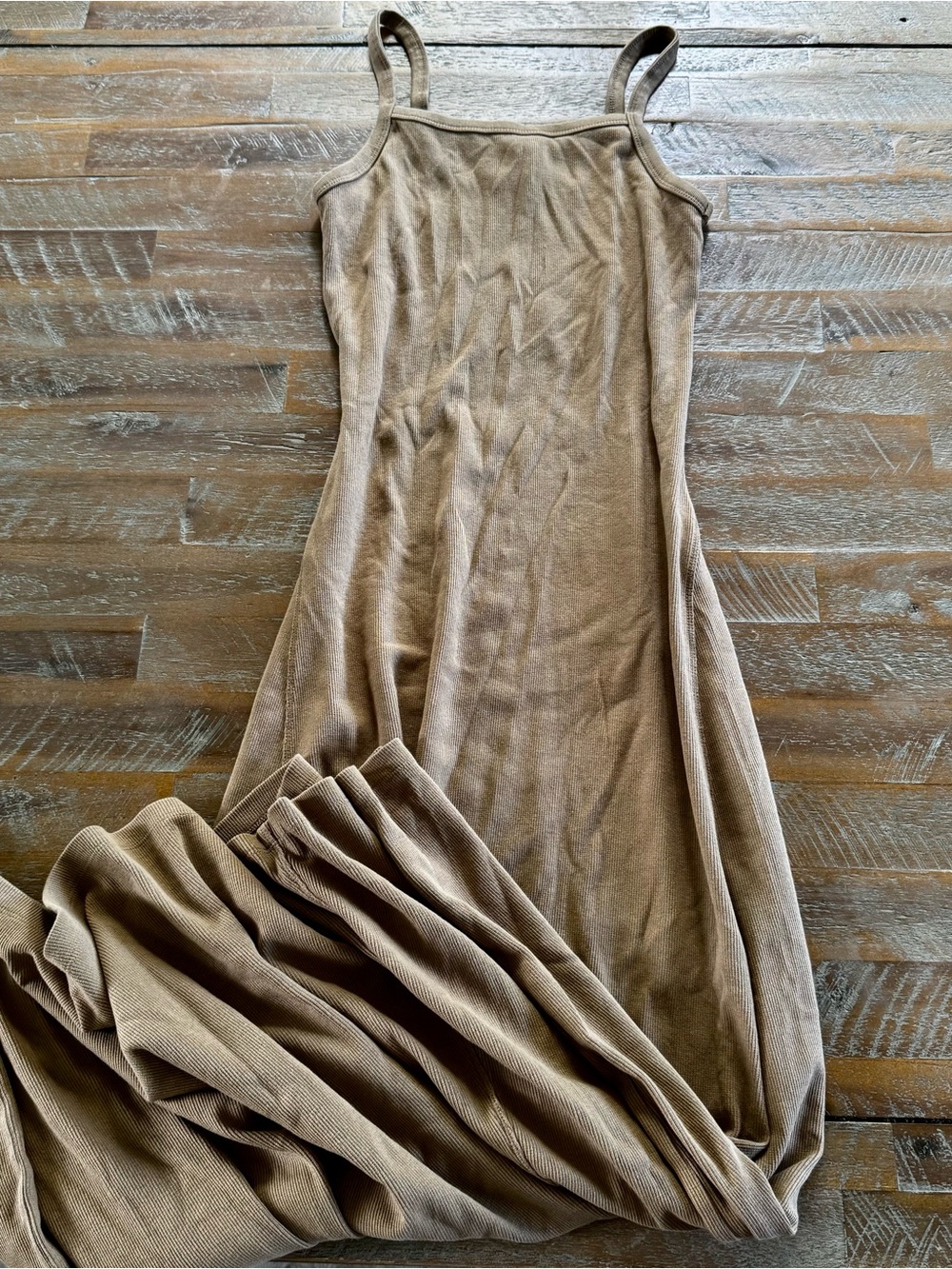 Women's Sleeveless Maxi Dress in Taupe